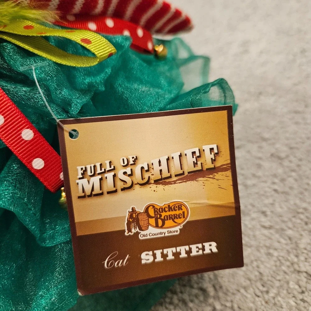 Cracker Barrel Full of Mischief Cat Sitter Shelf Sitter 18